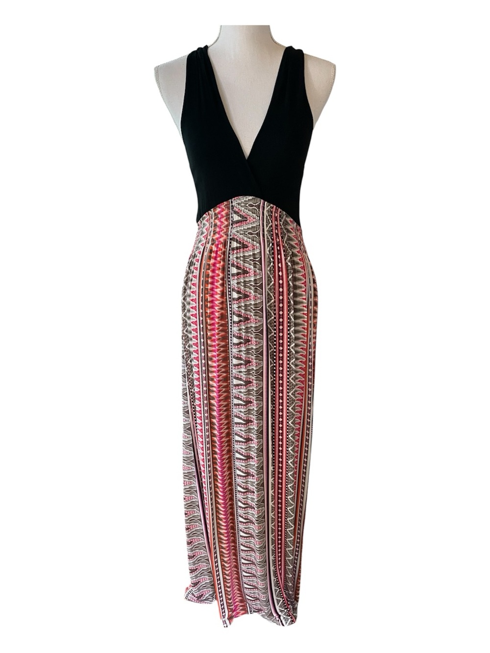 Felicity & Coco V-Neck Maxi Dress.  Size XS